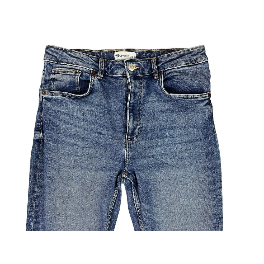 Zara Women's High-Rise Cropped Straight Leg Zip Fly Jeans w Raw Hem - Size US 8 - Picture 3 of 8